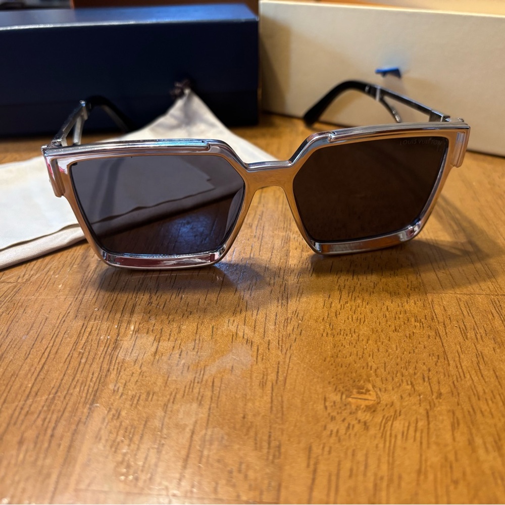 LOUIS VUITTON 1.1 Millionaire Z1971E Sunglasses